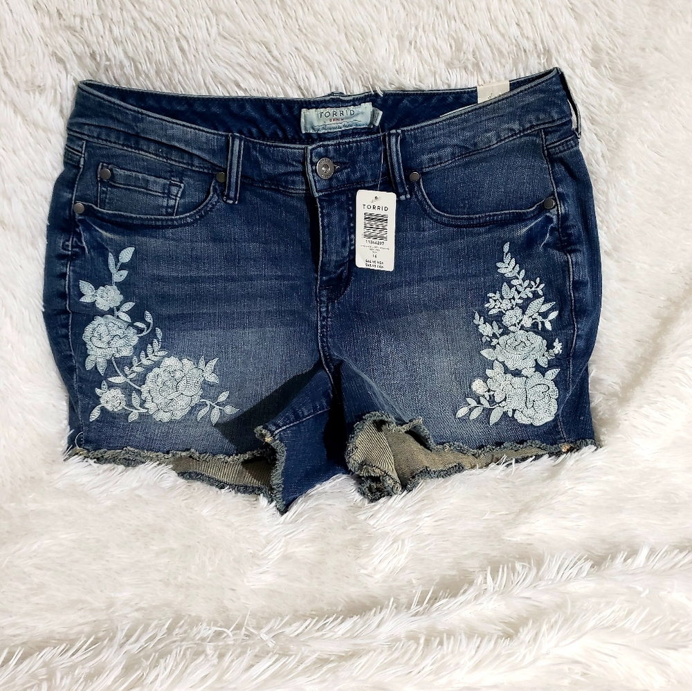 Torrid denim shorts
